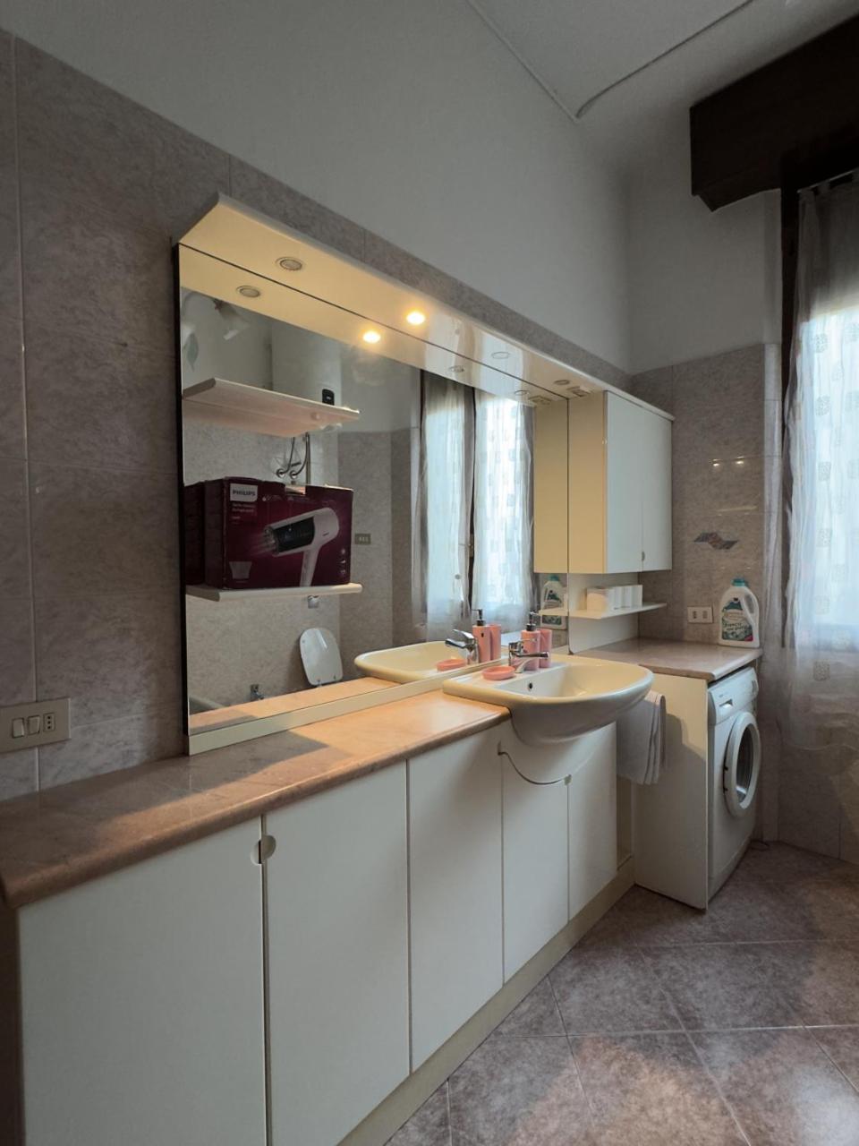 La Tua Casa A Milano! Appartement Buitenkant foto